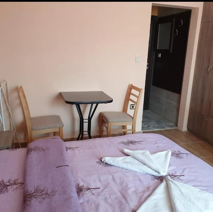 Къща За Гости Оазис 0*, Pomorie Bulgaria